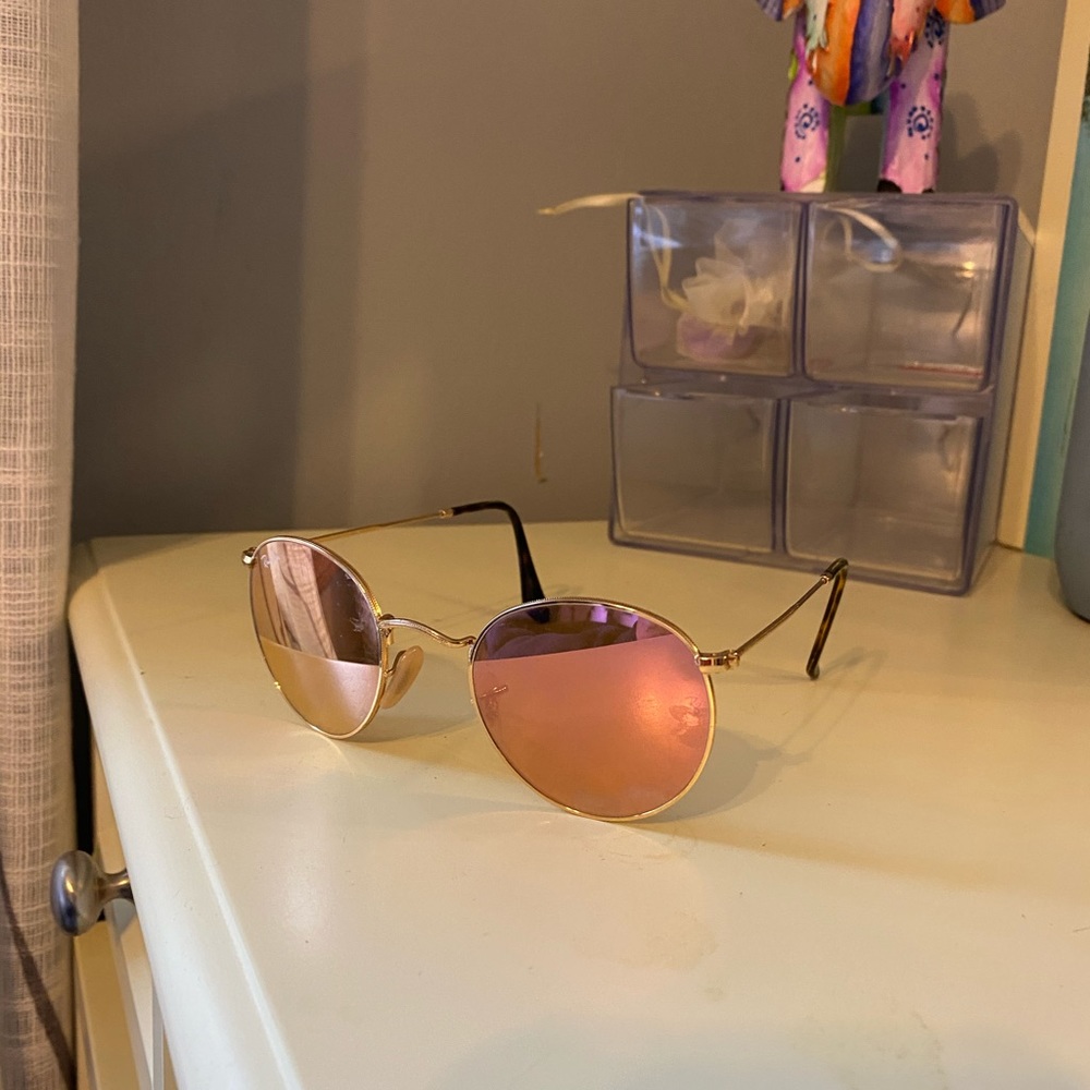 Ray Bans - Picture 3 of 8